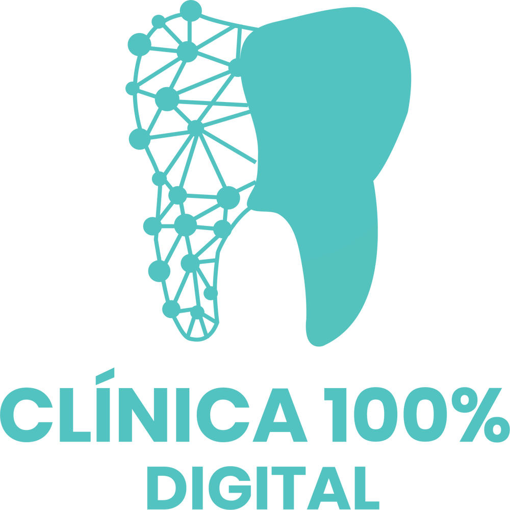 Dentista explicando opciones de tratamiento a un paciente